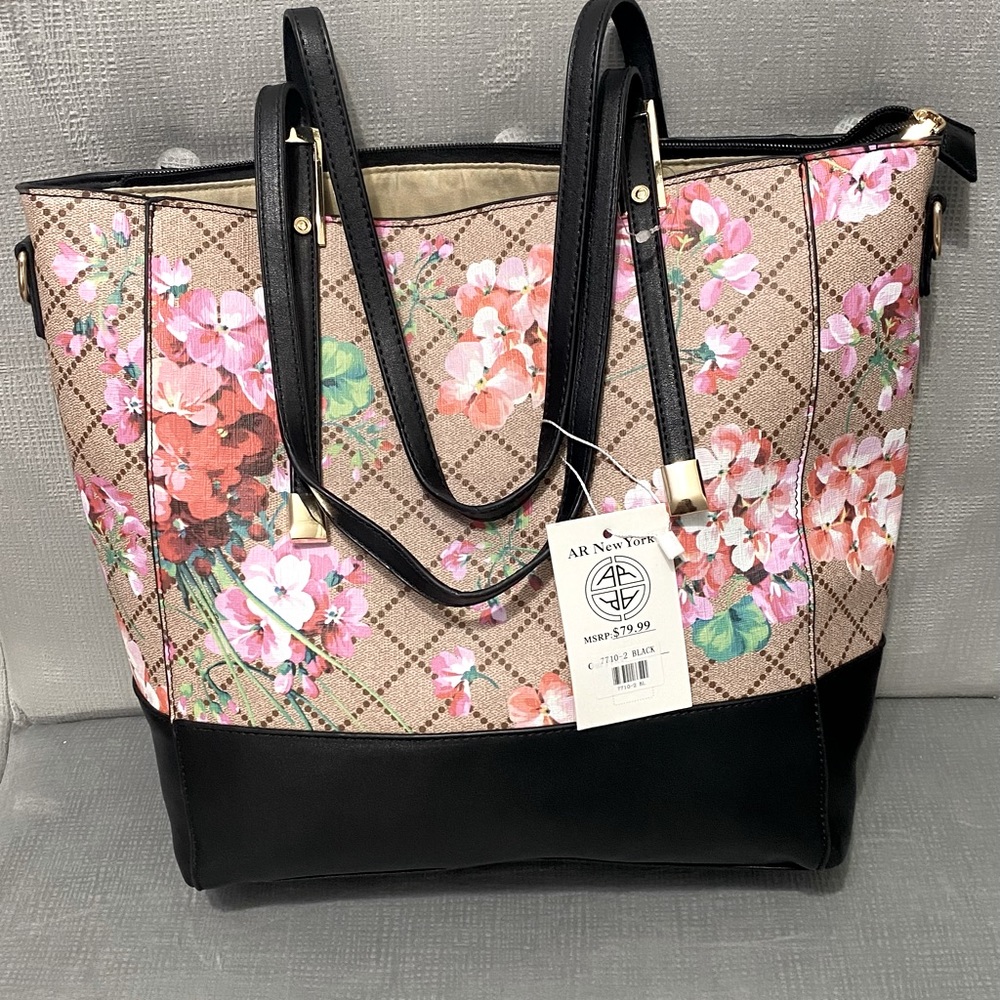 AR NEW YORK SHOULDER BAG